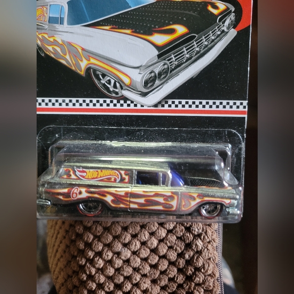 Hotwheels 2016 edition - Picture 2 of 3